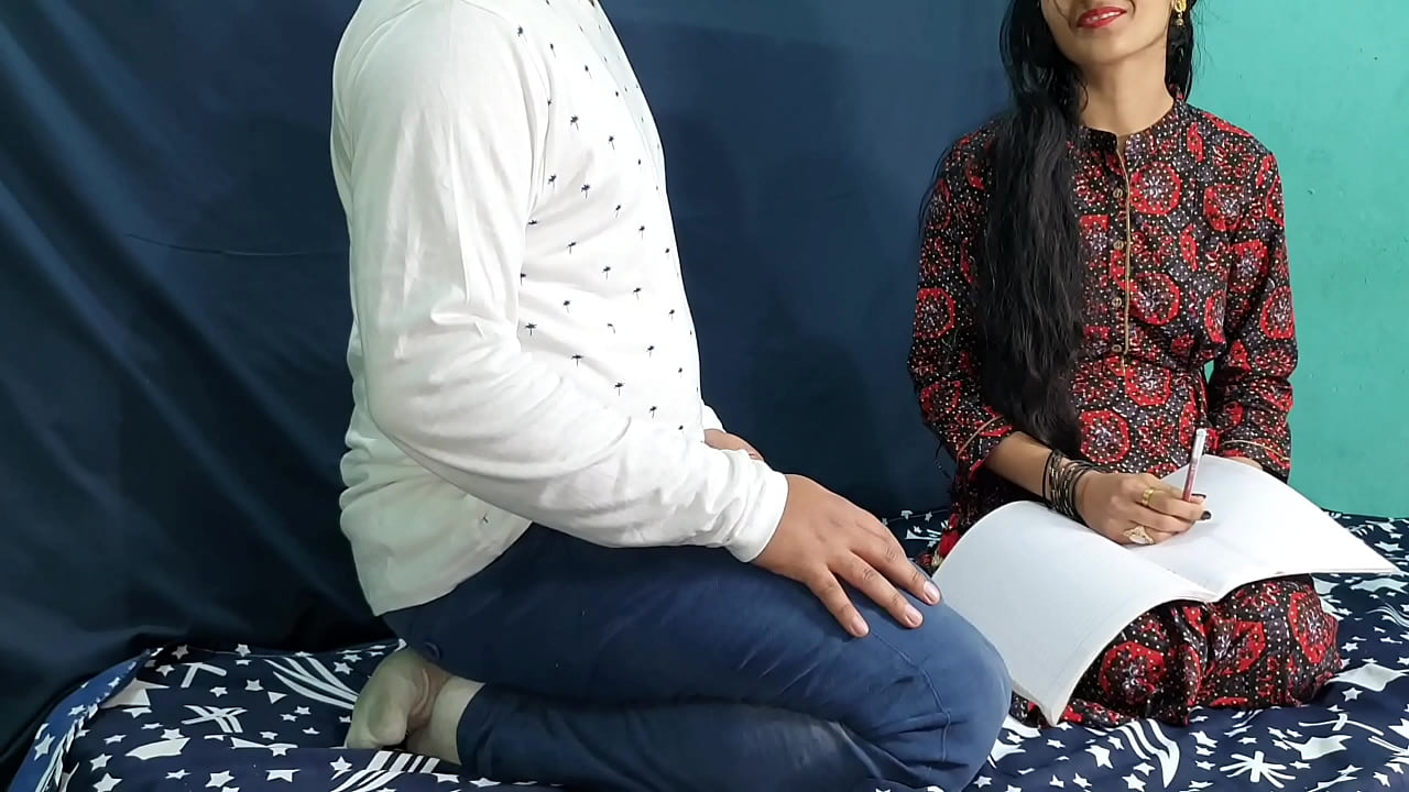 Indian Teacher Shows Best Ever Doggystyle Sex in Clear Hindi Voice